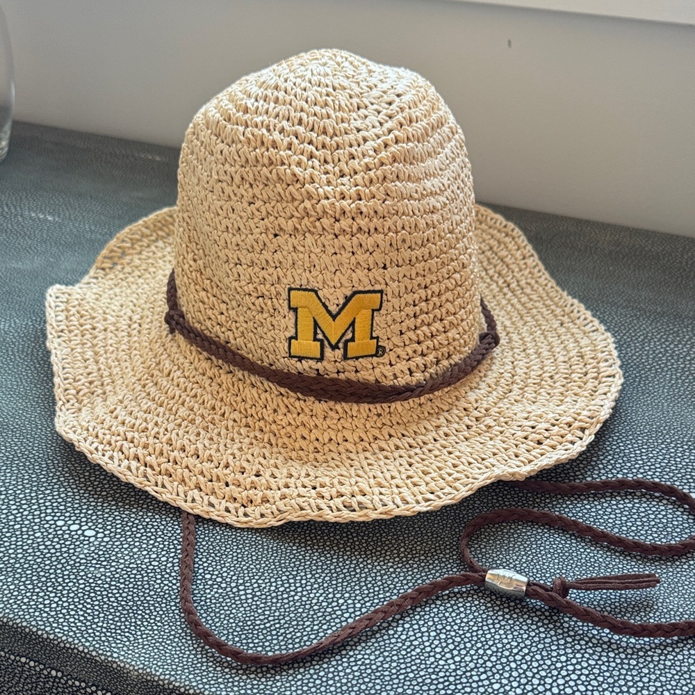 Michigan branded Straw Hat with Brown Cord O/S great condition